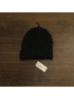 NWT On 34th Womens Solid Brushed Beanie Rolled Cuff Fuzzy MO1542505 Black